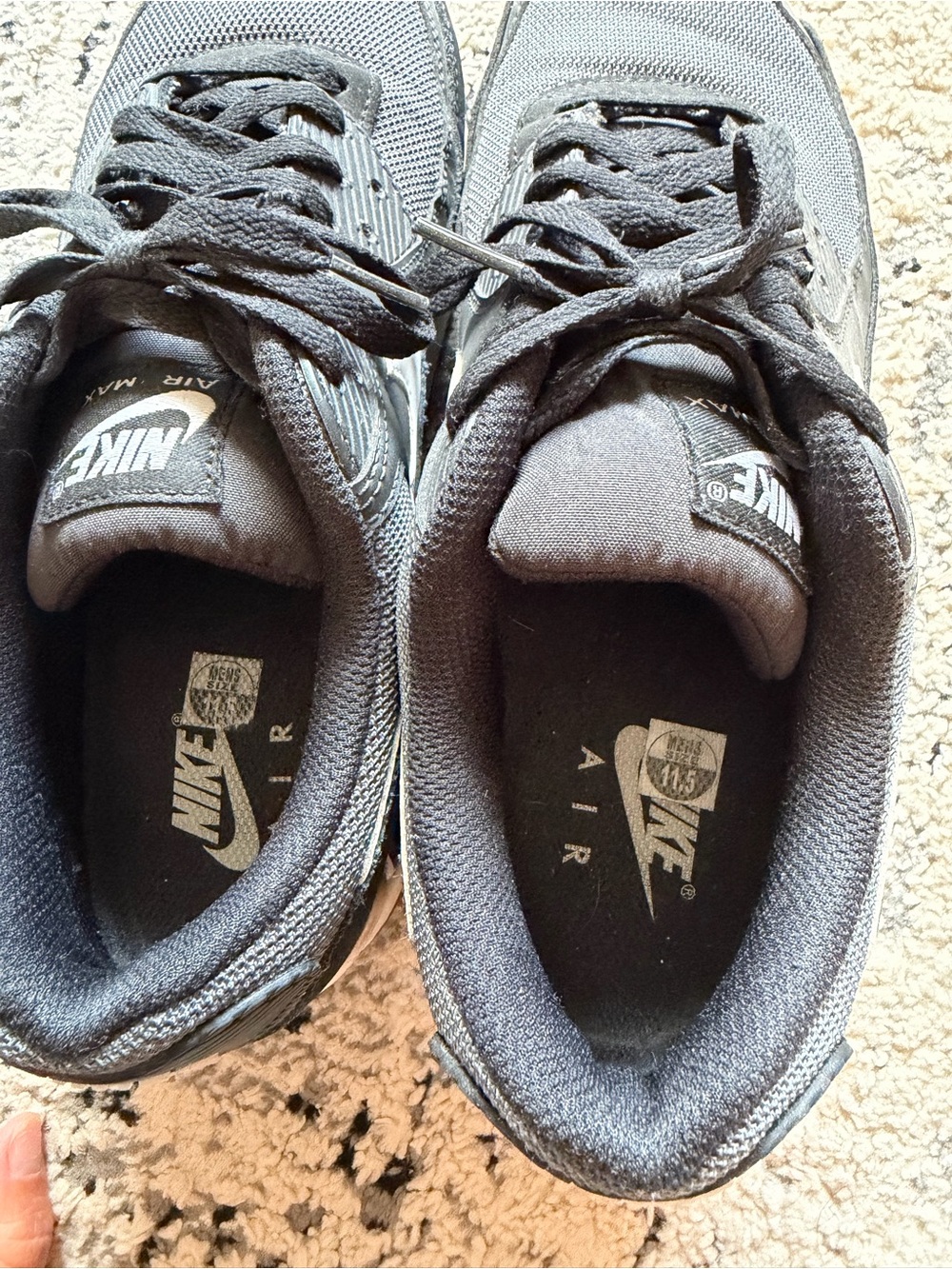 Nike Air Max - Picture 2 of 3